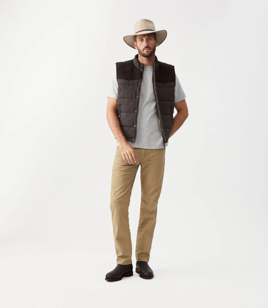 Carnarvon Gilet - Chocolate - Image 6