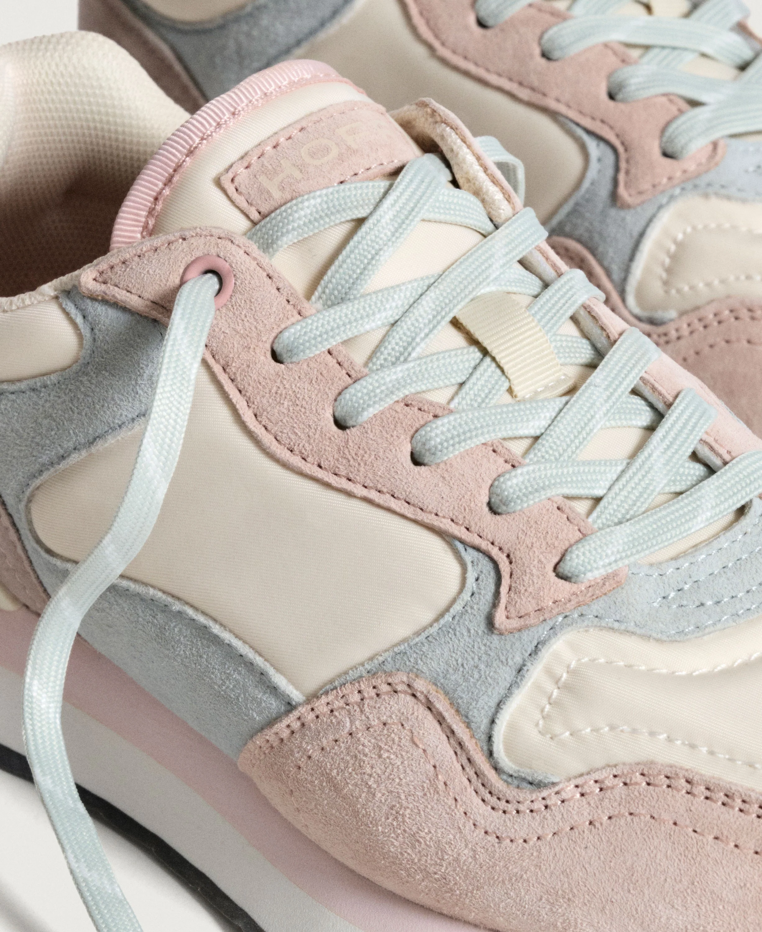 Saint Louis City Trainers - Pink/Beige/Blue - Image 4