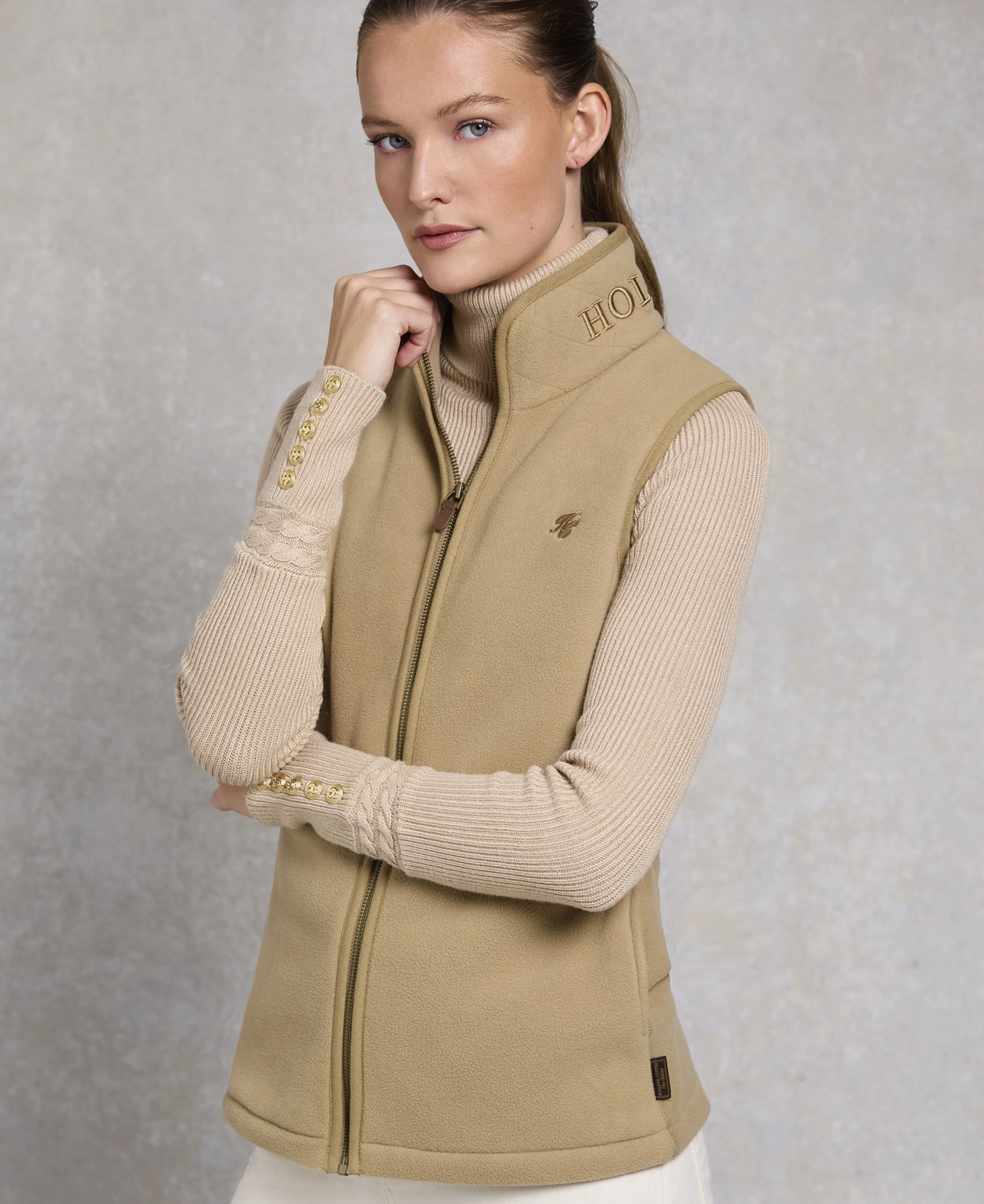 Country Fleece Gilet - Sand - Image 3
