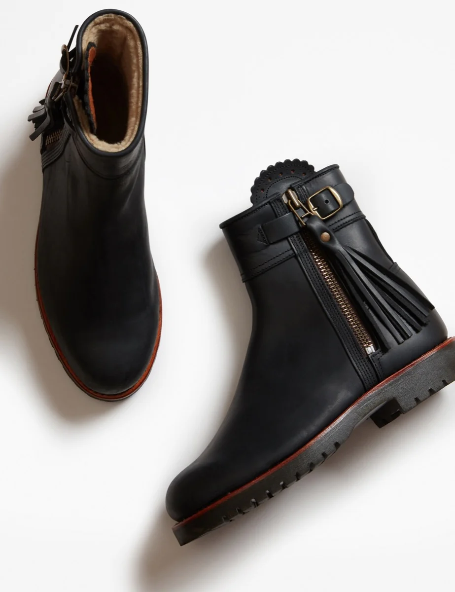 Cropped Wool-Lined Tassel Boot - Black - Image 5
